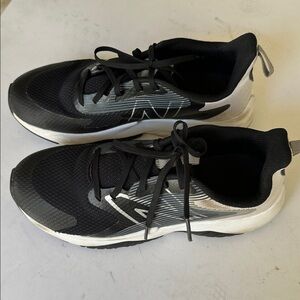 New Balance Black and White Athletic Shoes